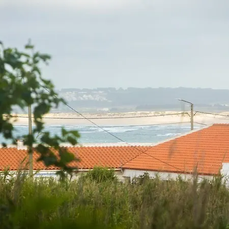 Best 14: Close To The Beach Apartment Peniche
